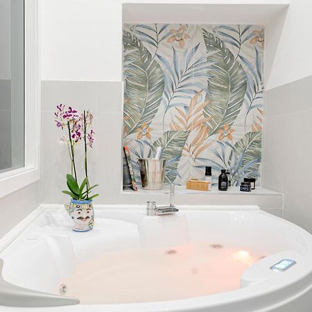 Eos - Elegants Apartments & Suites Syracuse ภายนอก รูปภาพ